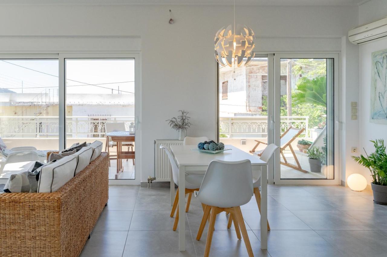 Yoga Euphoria Seaside Apartment Artemida  Buitenkant foto