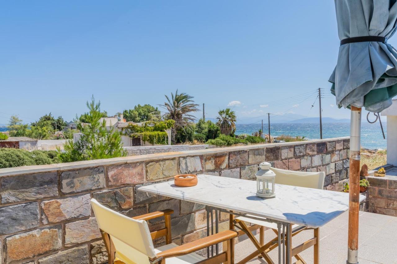 Yoga Euphoria Seaside Apartment Artemida  Buitenkant foto