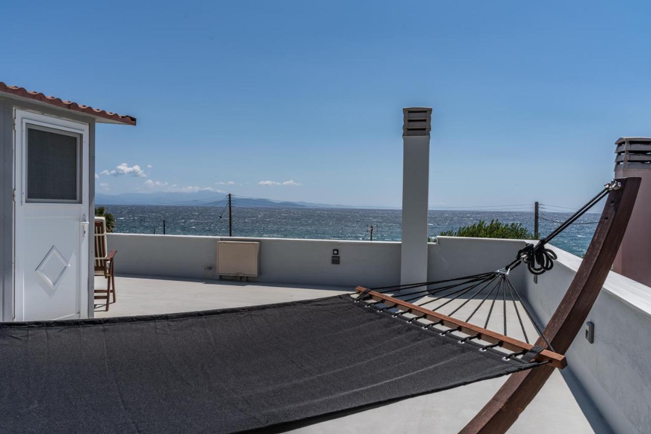 Yoga Euphoria Seaside Apartment Artemida  Buitenkant foto