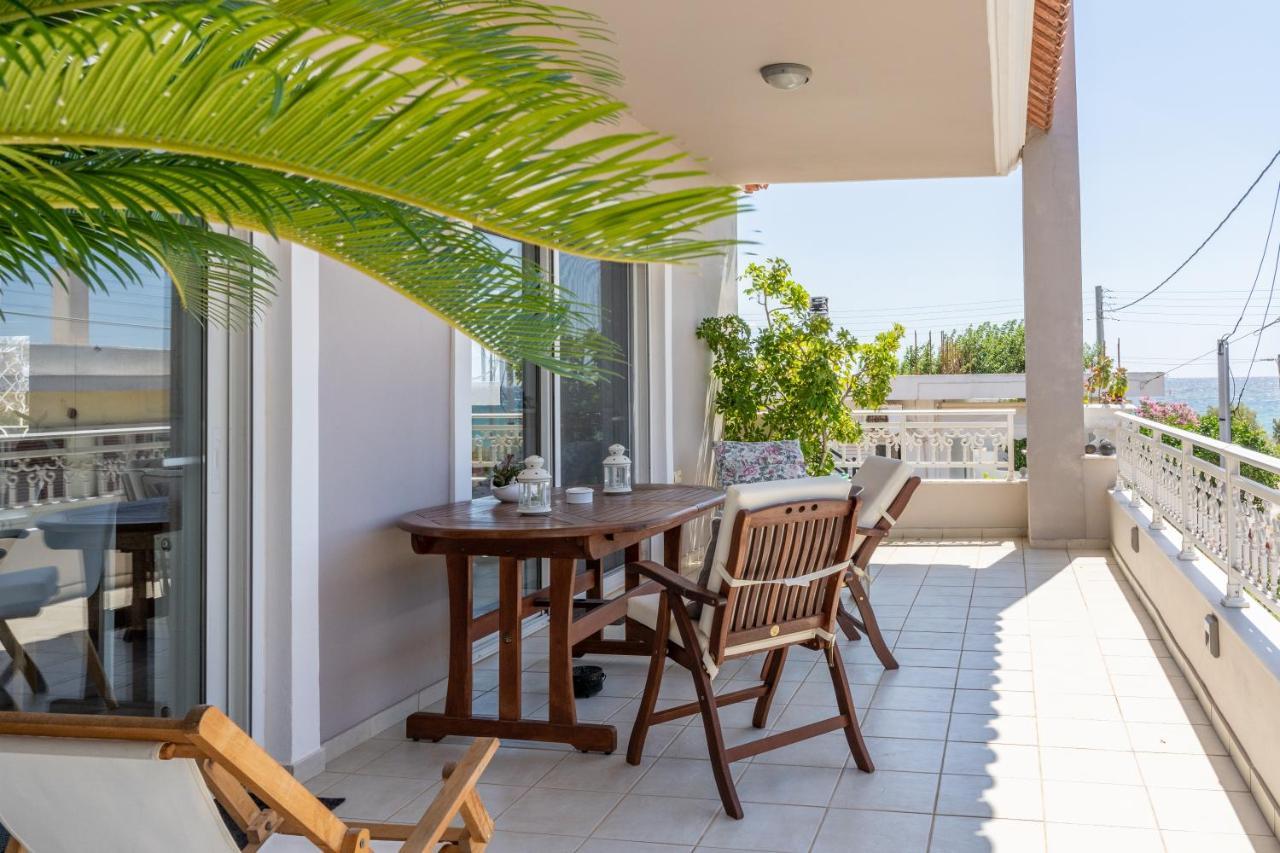Yoga Euphoria Seaside Apartment Artemida  Buitenkant foto